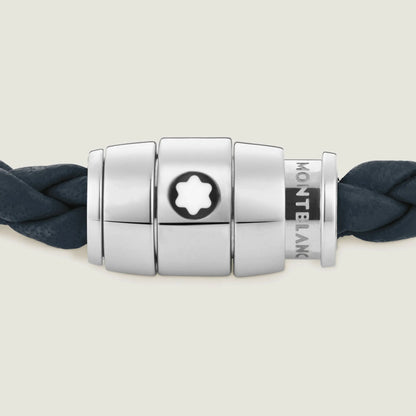 Chiusura magnetica in acciaio pregiato lucido impreziosita con stella montblanc su pelle blu avio intrecciata