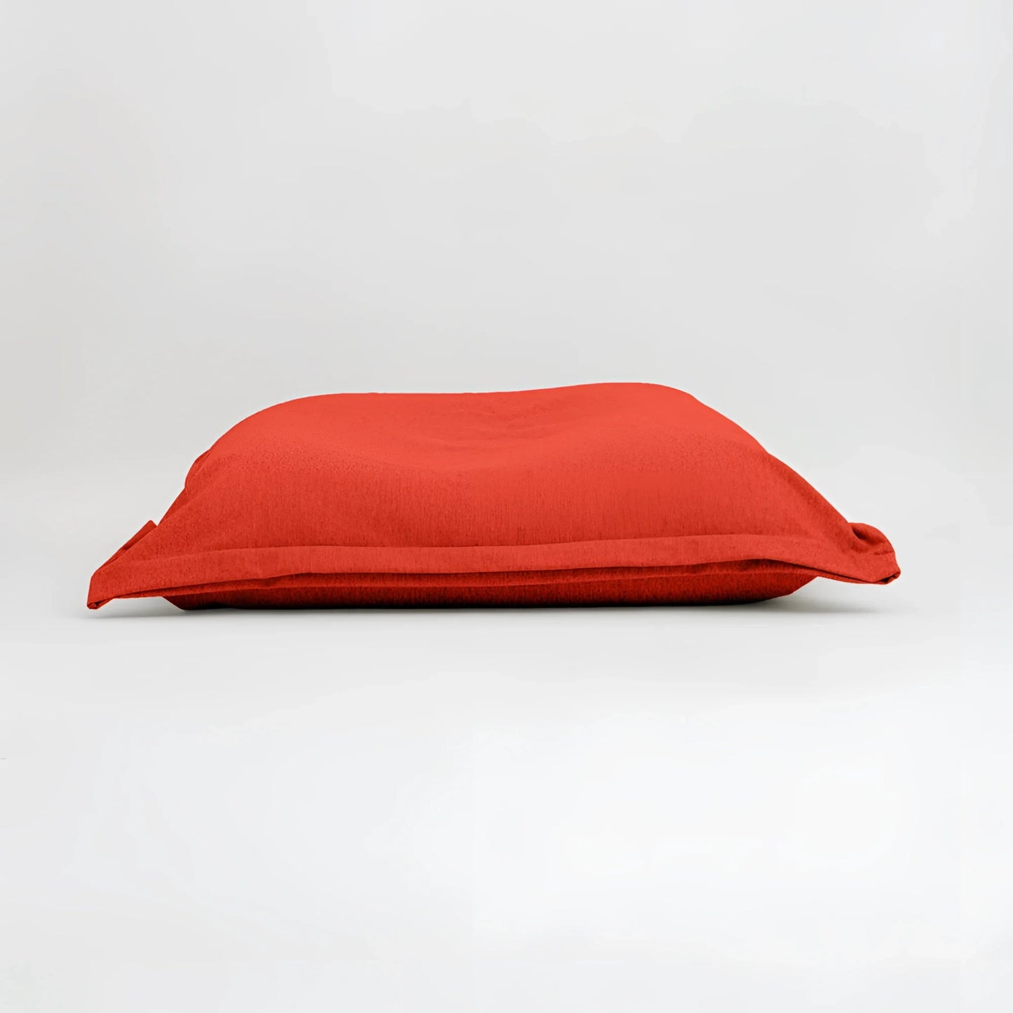 Maxi cuscino firenze rosso vibrante con tessuto morbido e cuciture pulite dimensioni generose per infinito abbraccio